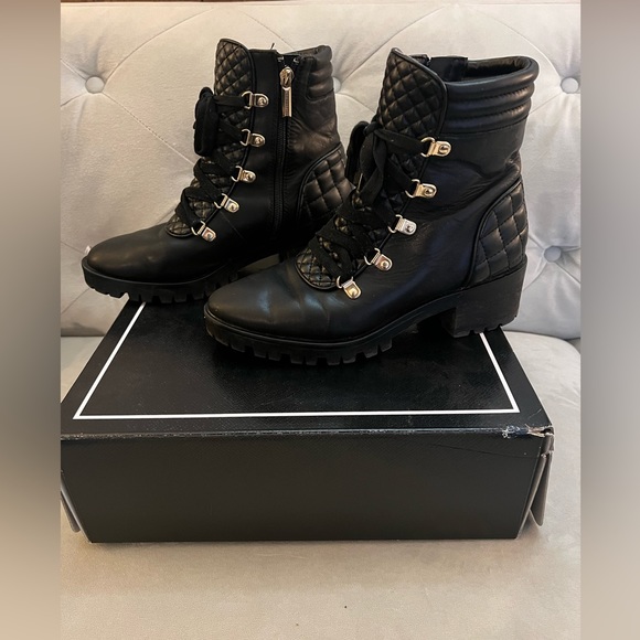Karl Lagerfeld Paris Pervot black combat style boot with lug gold hardware 7.5 - Picture 3 of 14